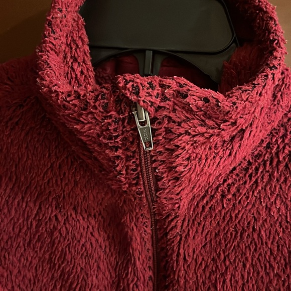 Patagonia Women’s Synchilla front Zip Deep Red Jacket, Size Large - Picture 4 of 12